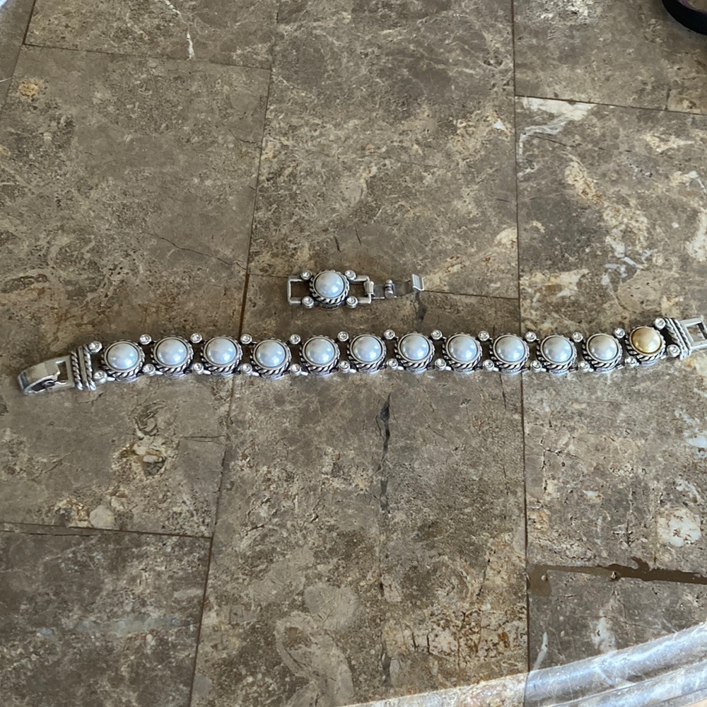 Brighton pearl bracket with extra link.